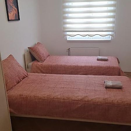 Vodenica Apartment Novi Sad Bagian luar foto